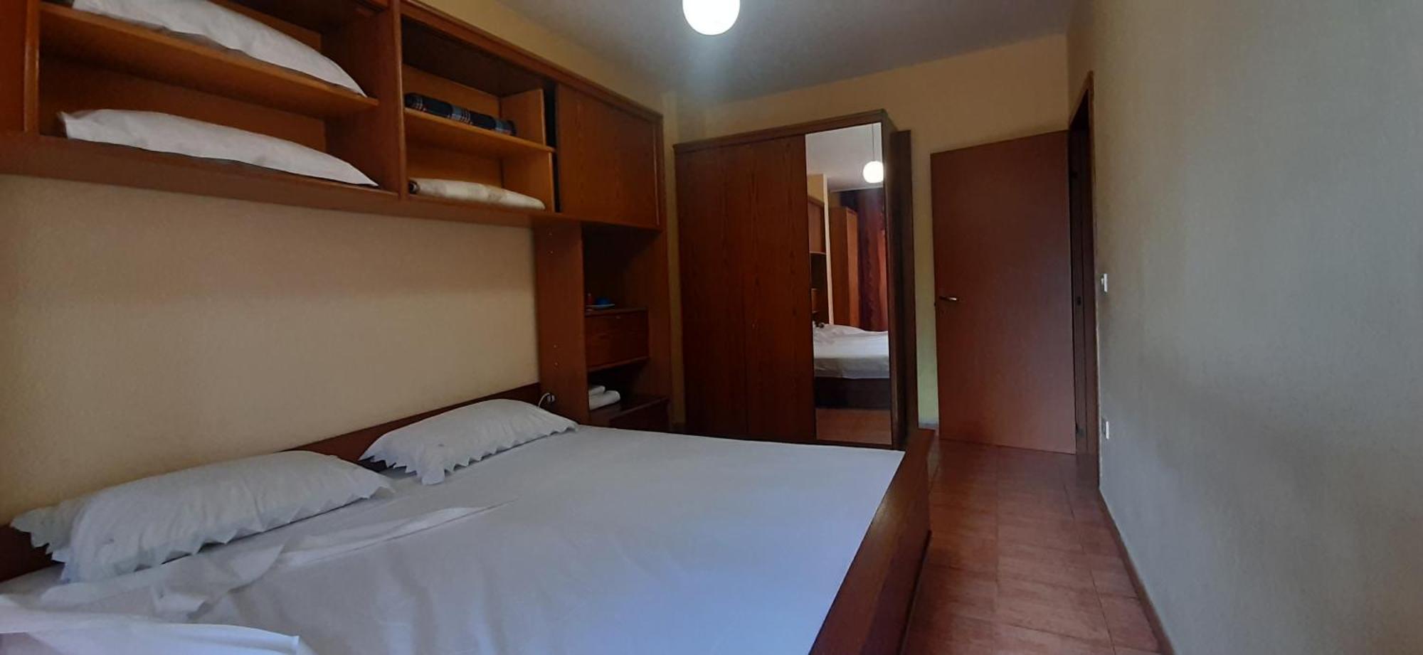 Enki'S Guesthouse ティラナ エクステリア 写真