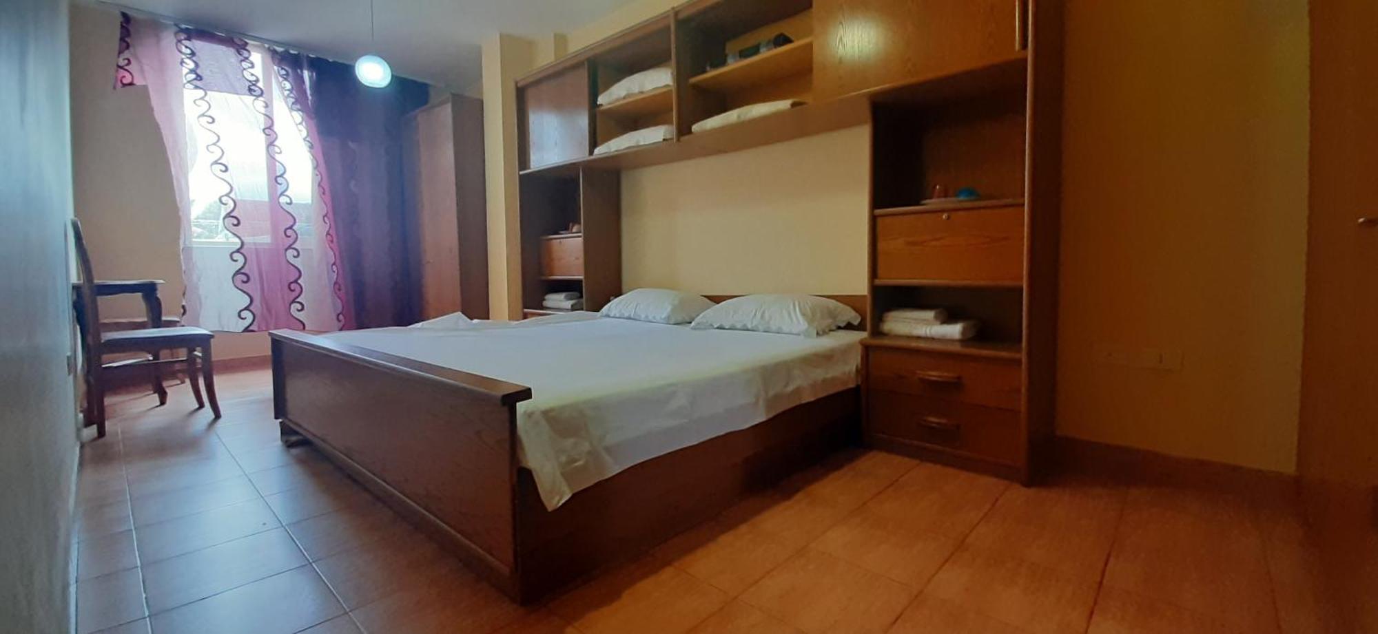 Enki'S Guesthouse ティラナ エクステリア 写真