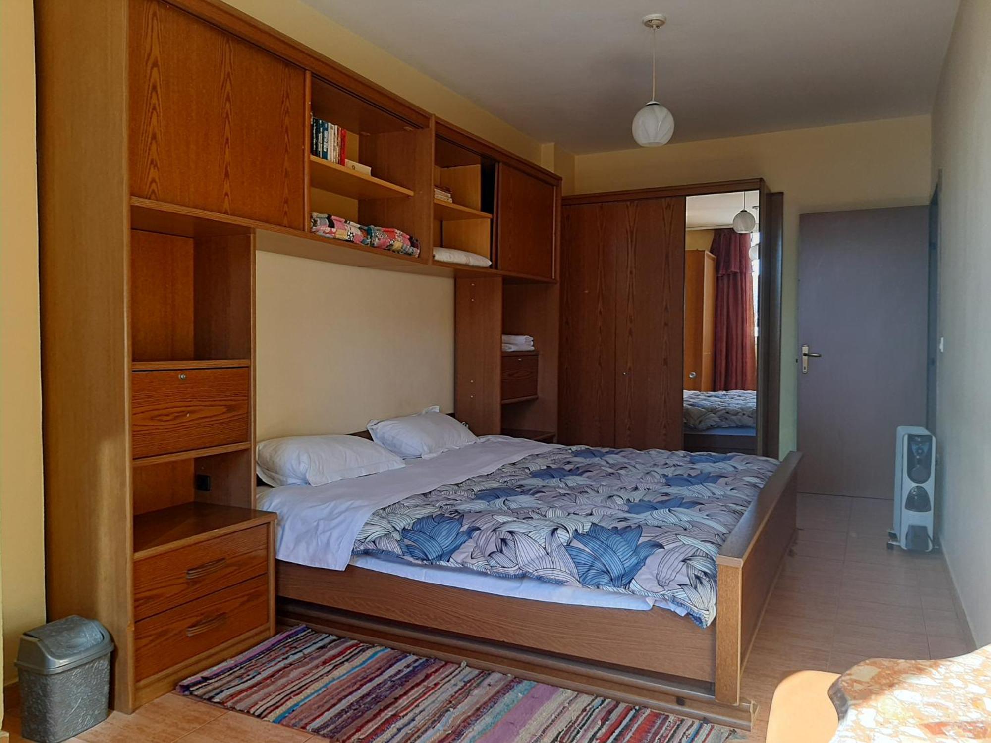 Enki'S Guesthouse ティラナ エクステリア 写真