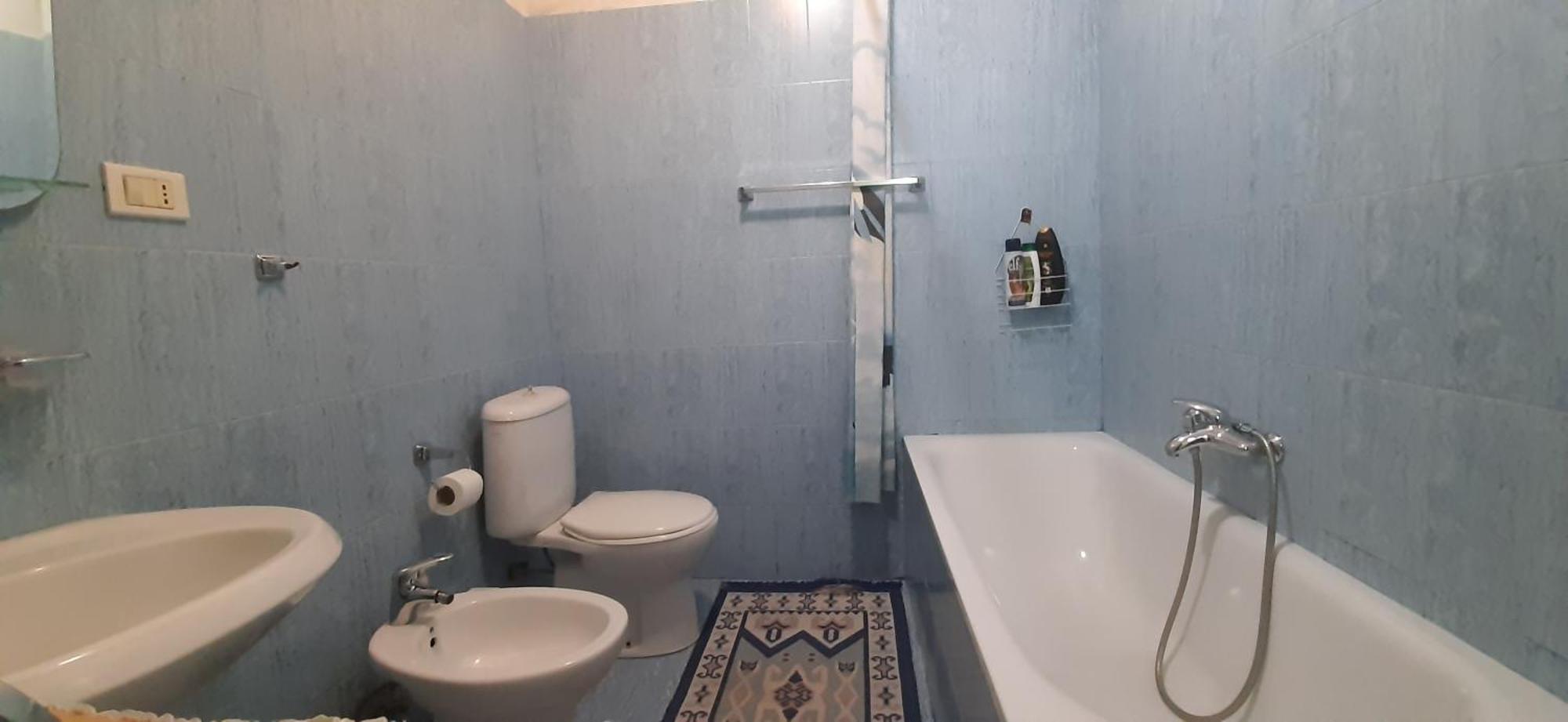 Enki'S Guesthouse ティラナ エクステリア 写真